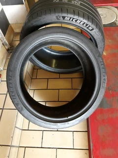 265/35/20 michelin quality used tyres at affordable prices call/whatsApp 0631966190.