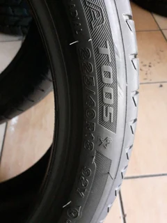 225/40/18 bridgeston we are s3lling quality used tyres at affordable prices call/whatsApp 0631966190