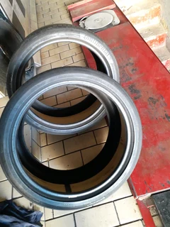 315/30/21 continental we are selling quality uswd tyres at affordable prices call/whatsApp0631966190