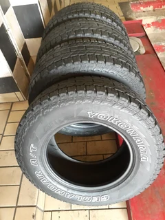 265/70/17×4 we are selling quality used tyres at affordable prices call/whatsApp 0631966190.