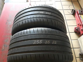 255/35/20 michelin we are selling quality used tyres at affordable prices call/whatsApp 0631966190.