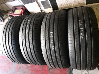 245/45/20 michelin runflat quality used tyres at affordable prices call/whatsApp 0631966190.