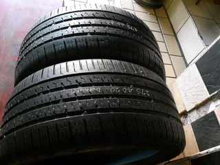 275/40/20 ×2  for 1500 with fitting and balancing call/whatsApp 0631966190 for details.