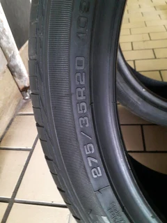 275/35/20 runflat we are selling quality used tyres at affordable prices call/whstsApp 0631966190.