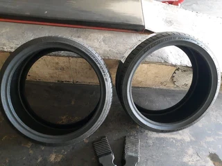 215/35/18×4 brand new available at affirdable prices call/whatsApp 0631966190 for more details .