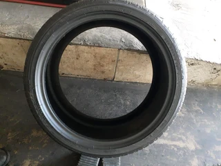 285/30/19 bridgestone available at affirsable prices call/whatsApp 0631966190 for more details.