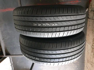 225/60/17×4 pirelli runflat and many other sizes available call/whatsApp 0631966190 for details.