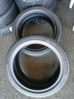 205/45/17 runflat hankook available at affordable prices call/WhatsApp 0631966190.
