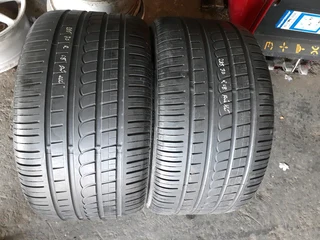 285/30/18×2 pirelli for sale call/whatsApp 0631966190 for more details.