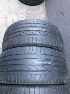 255/50/19×4 bridgestone runflat  available call/whatsApp 0631966190 for details.