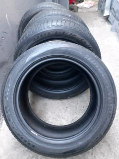 255/50/19×4 bridgestone runflat  available call/whatsApp 0631966190 for details.