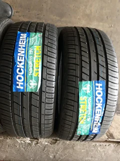 165/40/15 ×4 brand new stretch tyre available call/whatsApp 0631966190 for more details.