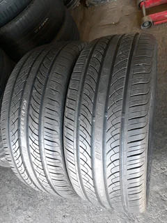 255/50/19×2 for sale call/whatsApp 0631966190 for details.