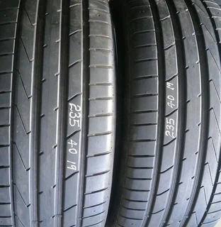 235/40/19 and many other sizes for brand new and second hand call/whatsApp 0631966190.