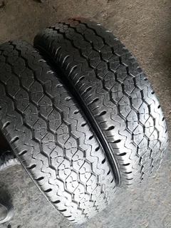 195 r 14 x2 firestone we are selling quality used tyres at affordable prices call/whatsAp 0631966190