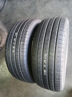 225/60/17 pirelli runflat available at affordable prices call/WhatsApp 0631966190 for more informati