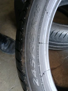 245/35/18  pirelli runflat available at affordable prices call/WhatsApp 0631966190 for more details.