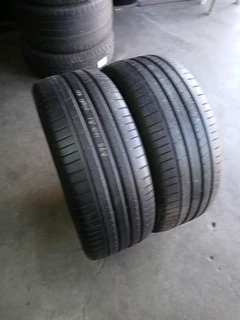 X6 315/35/21 and 275/40/21 runflat pirelli available at affordable prices call/WhatsApp 0631966190.