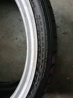 255/35/20 dunlop available at affordable prices calk/WhatsApp 0631966190 for more information.