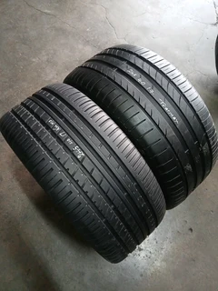 245/40/17 ×2 continental tyres available at affordable prices.