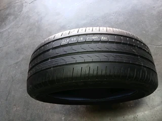 225/45/18 pirllu runflat available at affordable prices call/WhatsApp 0631966190.