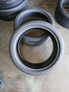 245/40/20 bridgestone runflat and many more tyres sizes available call/WhatsApp 0631966190.