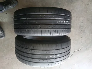 225/40/18 continental normal and runflat tyres available at affordable prices call/WhatsApp.