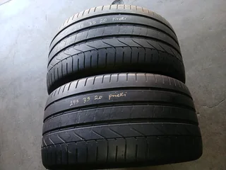 295/35/20 pirelli available at affordable prices call/WhatsApp 0631966190 will fit and balance.