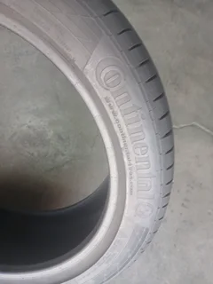 225/45/18 runflat and many more tyres sizes wil fut and many call/WhatsApp 0631966190 for details.