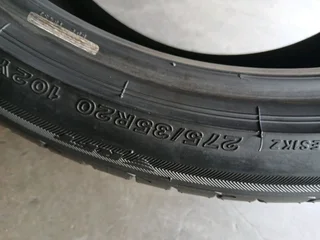 275/35/20 runflat bridgestone available call/WhatsApp 0631966190 for more information will fit /bala