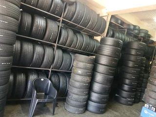 225/50/17 ×4 runflate tyres available at affordable prices.