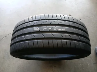 We are selling quality used tyres At affordable prices call/WhatsApp 0631966190 for details.