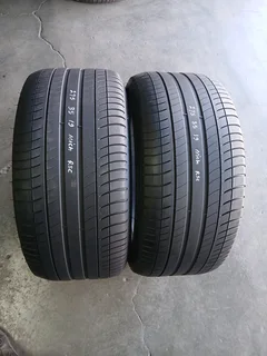 275/35/19 ×2 Michelin rft for selling call/WhatsApp 0631966190