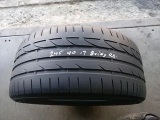 245/40/17 bridgestone runflat and many more tyres sizes available call/WhatsApp 0631966190 for detai
