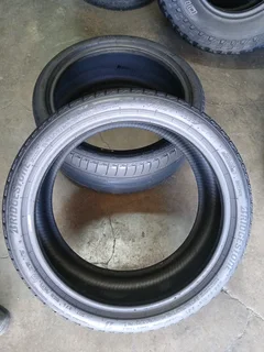 255/35/19 ×2 bridgestone runflat and many more tyres sizes available call/WhatsApp 0631966190 for mo