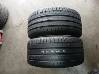255/35/18 Michelin runflat and many more tyres sizes available call/WhatsApp 0631966190 for details.