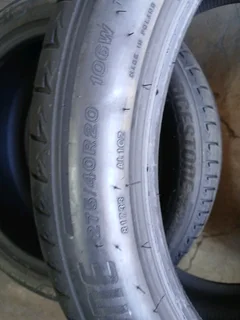 275/40/20 bridgestone runflat and many more tyres sizes available call/WhatsApp 0631966190 .