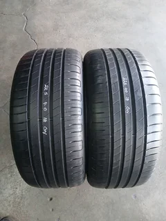 225/40/18 Goodyear normal and runflat available at affordable prices call/WhatsApp 0631966190 .