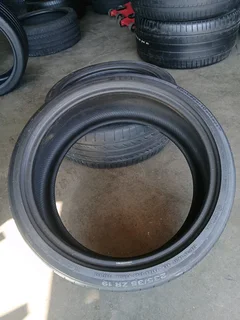 215/40/18 bridgestone  available at affordable prices call/WhatsApp 0631966190 for details.