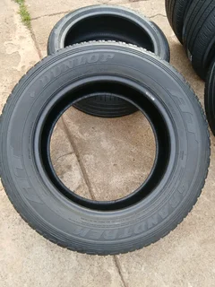 265/60/18  dunlop available at affordable prices call/WhatsApp 0631966190 for details.