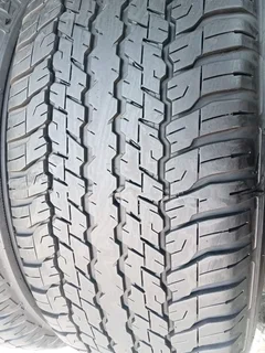 265/60/18 dumlop Grendtrek available for sale call/WhatsApp 0631966190 for details will fit and bala