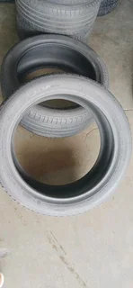 275/40/20 bridgestone runflat available call/WhatsApp 0631966190 fitting and balance included.