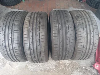 We are selling quality used tyres At affordable prices call/WhatsApp 0631966190 for details.
