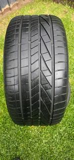 275/40/19 runflat Goodyear available at affordable prices call/WhatsApp 0631966190 for detail .