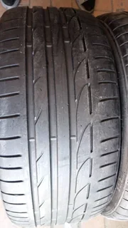 225/45/18 runflat bridgestone available at affordable prices call/WhatsApp 0631966190 for details