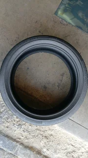 225/40/20 runflat pirelli available at affordable prices call/WhatsApp 0631966190