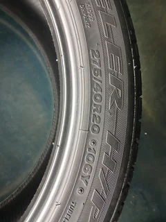 275/40/20 runflat available at affordable prices call/WhatsApp 0631966190 for details.