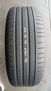 225/40/20 available at affordable prices call/WhatsApp 0631966190 for details.