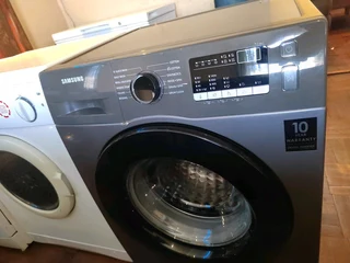 SAMSUNG 8kg washing machine digital inverter