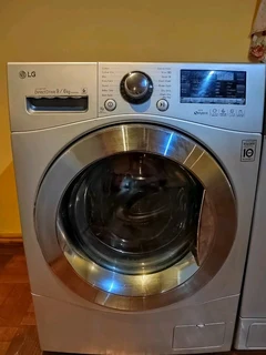 Lg 9kg Washer And Dryer Combo Great For Winter